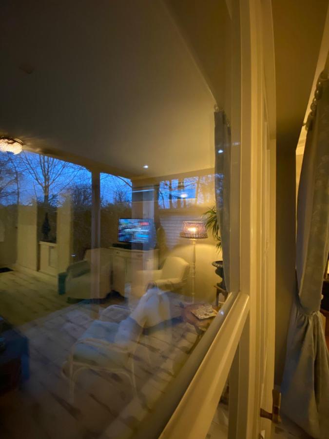 De Vijverkamer-----Prive Diner Op De Kamer Mogelijk!! Hoogeveen Kültér fotó