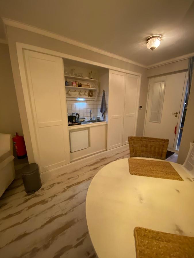 De Vijverkamer-----Prive Diner Op De Kamer Mogelijk!! Hoogeveen Kültér fotó
